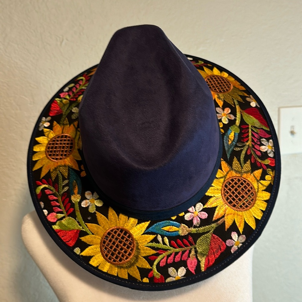 SOUTHWEST HAT